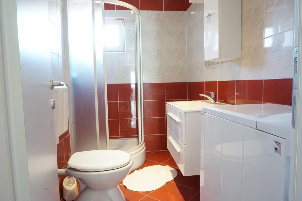 Apartment Fabijana Biograd Na Moru Esterno foto